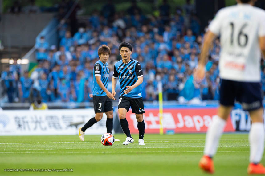 MF10 / 大島 僚太選手 MF10 / 大島 僚太選手
