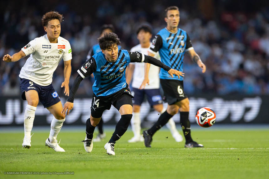 MF14 / 脇坂 泰斗選手 MF14 / 脇坂 泰斗選手