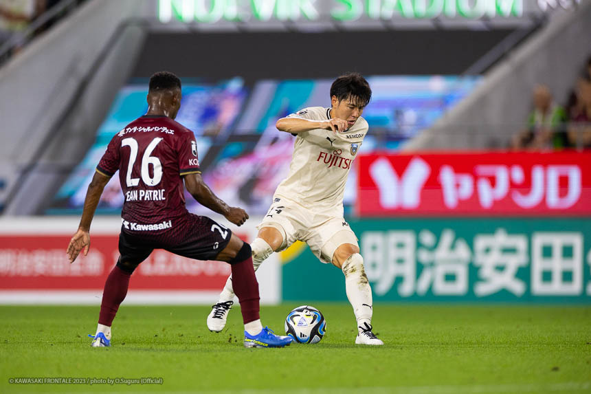 MF14 / 脇坂 泰斗選手 MF14 / 脇坂 泰斗選手