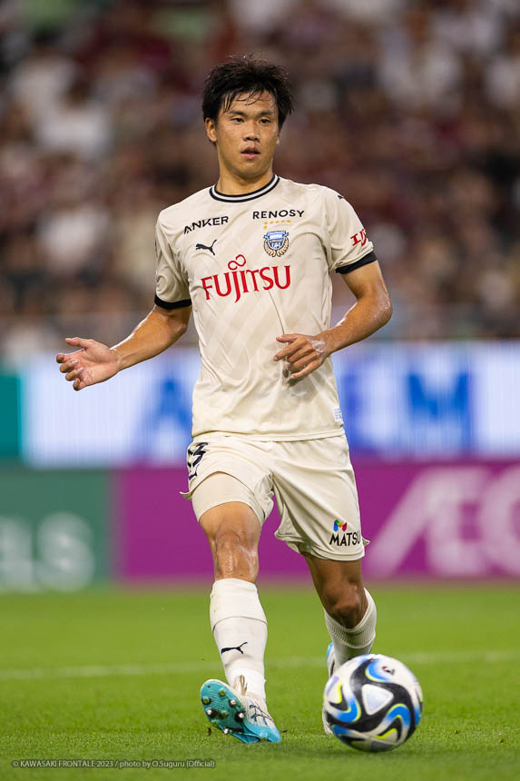 DF13 / 山根 視来選手 DF13 / 山根 視来選手