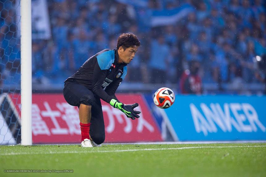 GK1 / チョン ソンリョン選手 GK1 / チョン ソンリョン選手