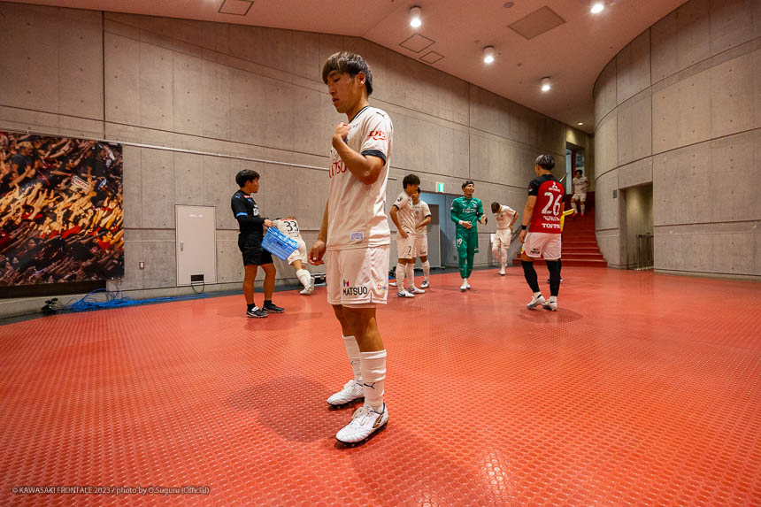 MF17 / 遠野 大弥選手 MF17 / 遠野 大弥選手