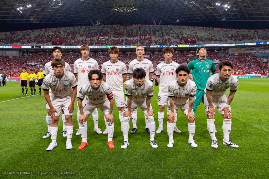 試合前の集合写真 試合前の集合写真