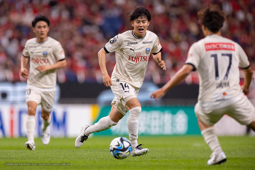 MF14 / 脇坂 泰斗選手 MF14 / 脇坂 泰斗選手