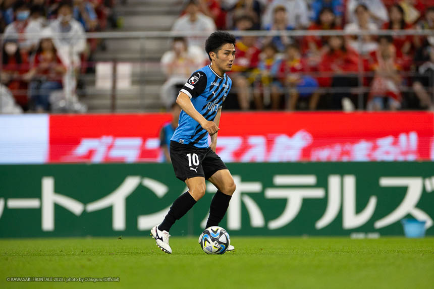 MF10 / 大島 僚太選手 MF10 / 大島 僚太選手