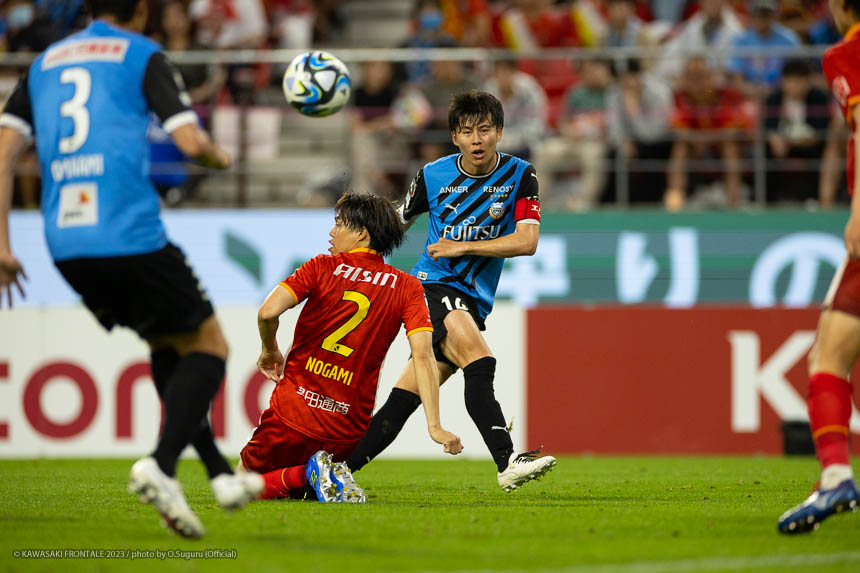 MF14 / 脇坂 泰斗選手 MF14 / 脇坂 泰斗選手