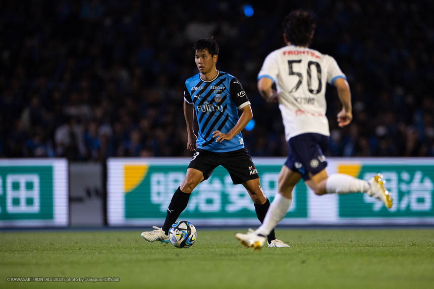 DF13 / 山根 視来選手 DF13 / 山根 視来選手