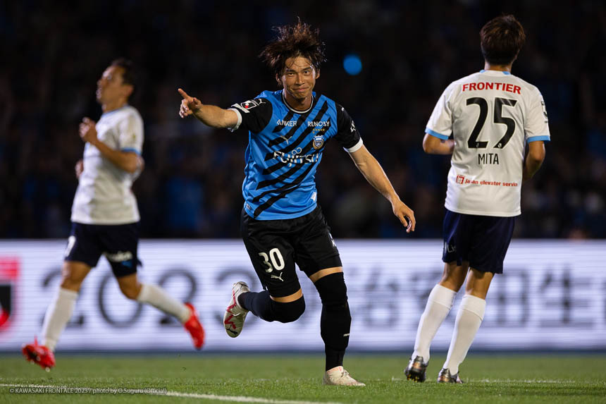 MF30 / 瀬川 祐輔選手 MF30 / 瀬川 祐輔選手