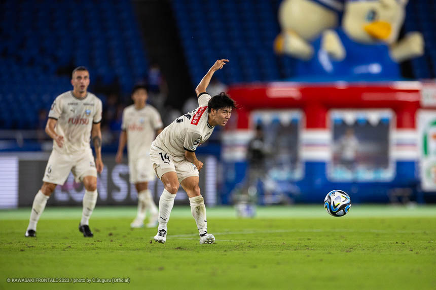 MF14 / 脇坂 泰斗選手 MF14 / 脇坂 泰斗選手