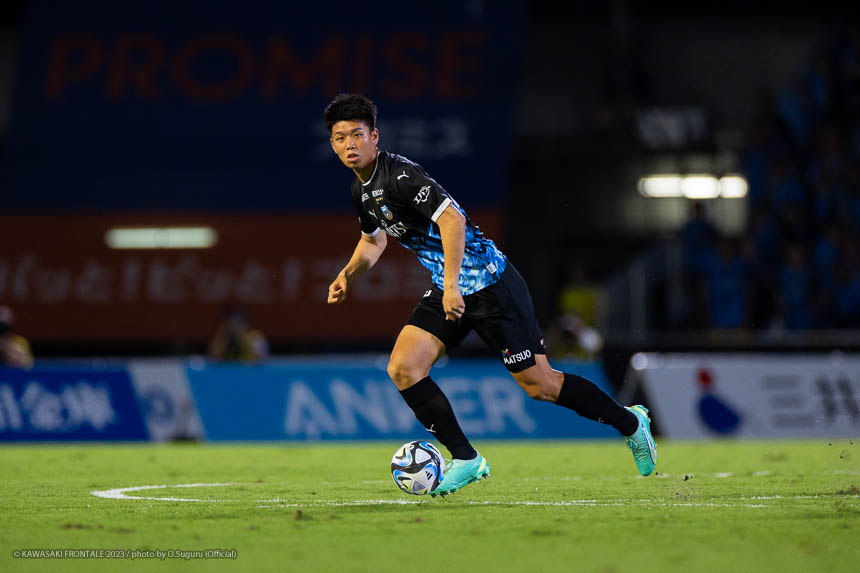 DF29 / 高井 幸大選手 DF29 / 高井 幸大選手