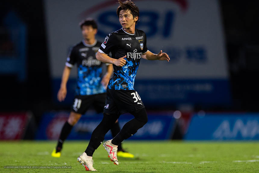 MF30 / 瀬川 祐輔選手 MF30 / 瀬川 祐輔選手