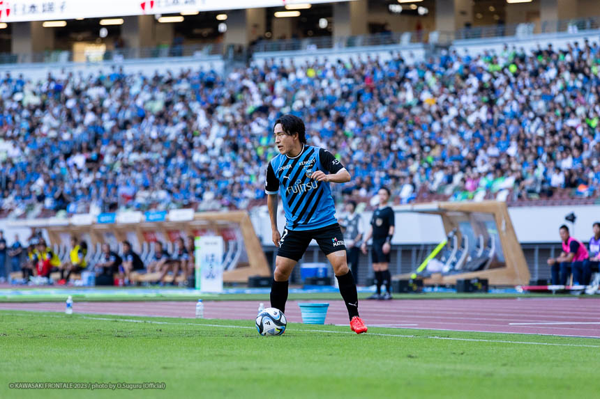 DF2 / 登里 享平選手 DF2 / 登里 享平選手