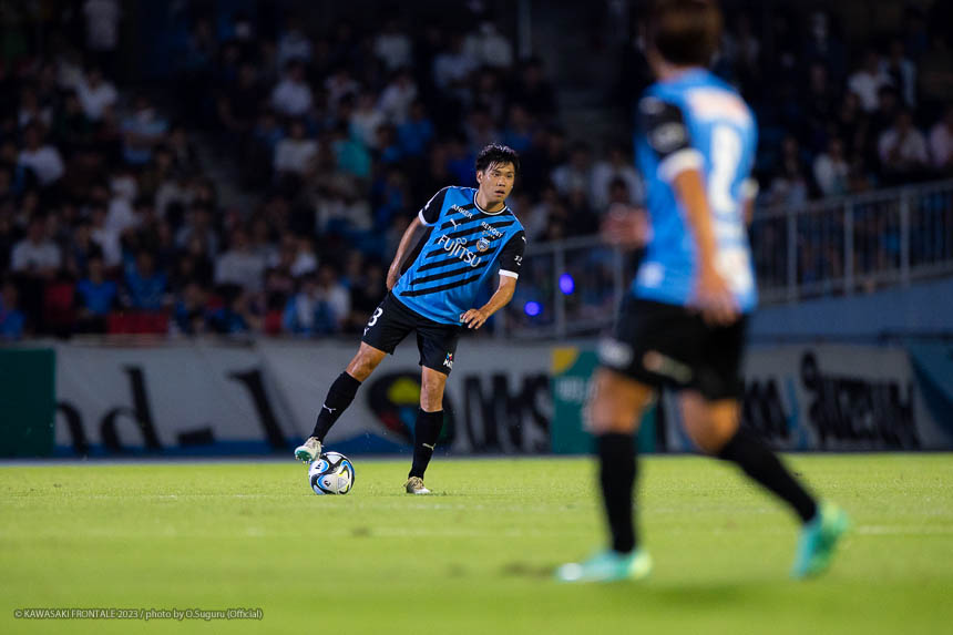 DF13 / 山根 視来選手 DF13 / 山根 視来選手