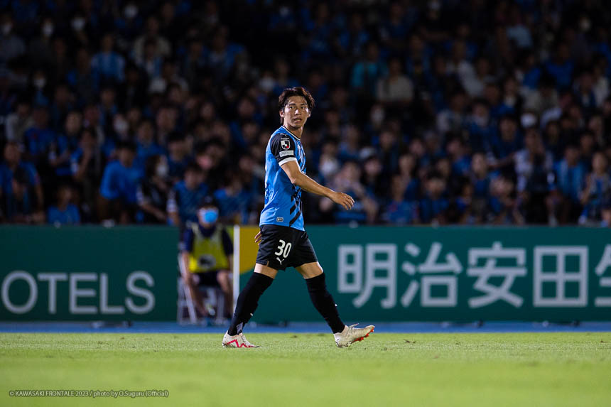MF30 / 瀬川 祐輔選手 MF30 / 瀬川 祐輔選手