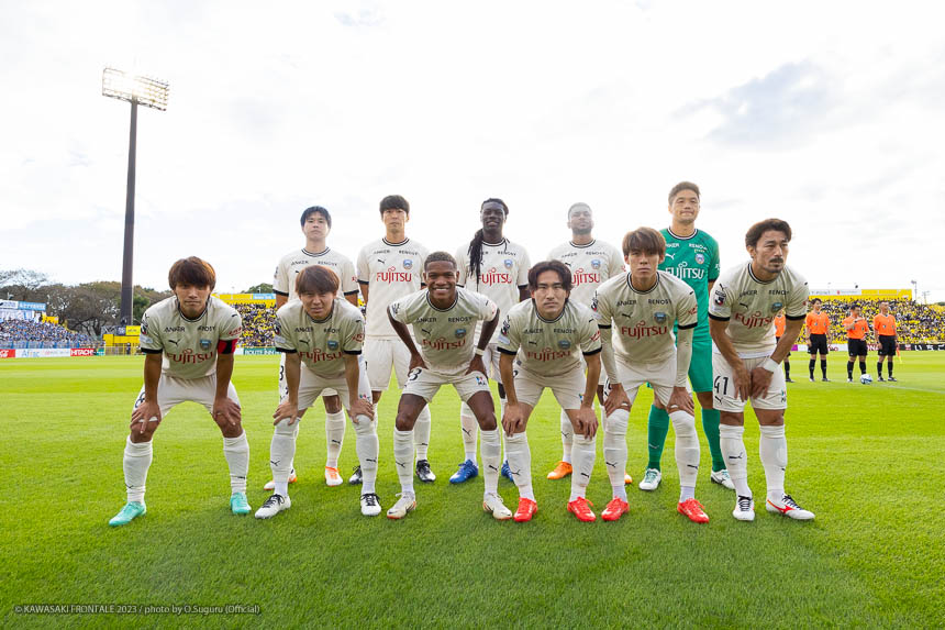 試合前の集合写真 試合前の集合写真