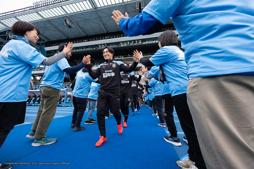 DF2 / 登里 享平選手 DF2 / 登里 享平選手