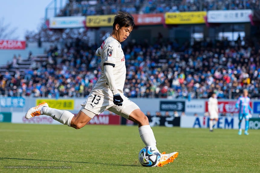 DF13 / 山根 視来選手 DF13 / 山根 視来選手