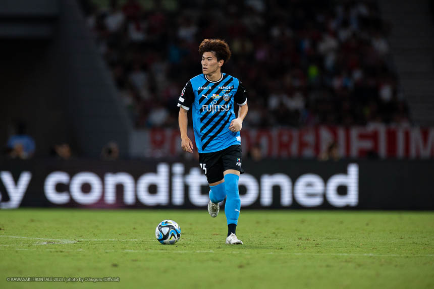 DF15 / 田邉 秀斗選手 DF15 / 田邉 秀斗選手