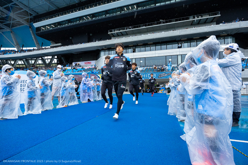 DF5/佐々木 旭選手 DF5/佐々木 旭選手