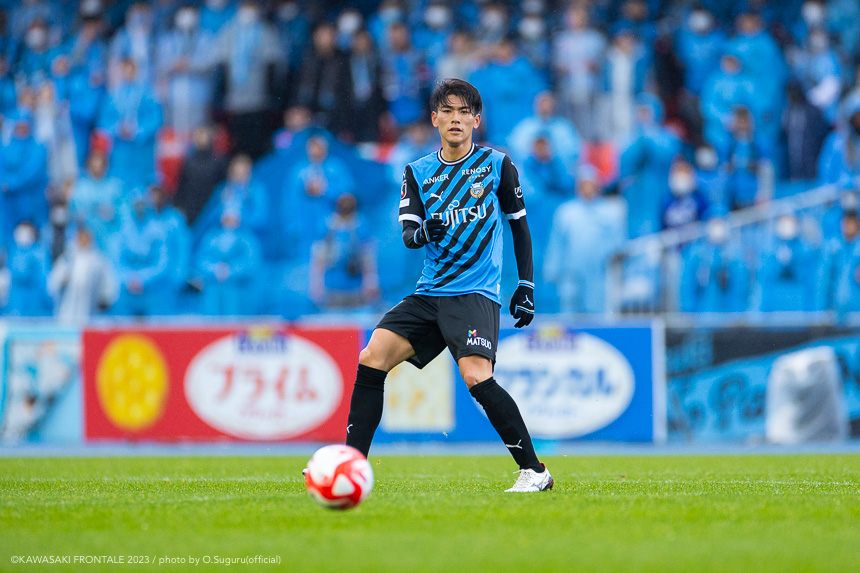 DF15/田邉 秀斗選手 DF15/田邉 秀斗選手