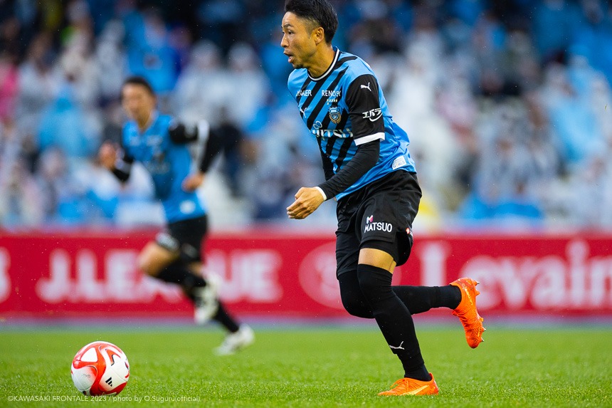 MF11/小林 悠選手 MF11/小林 悠選手