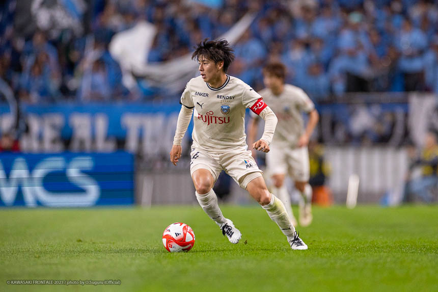 MF14 / 脇坂 泰斗選手 MF14 / 脇坂 泰斗選手