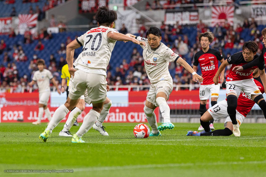 FW11 / 小林 悠選手 FW11 / 小林 悠選手